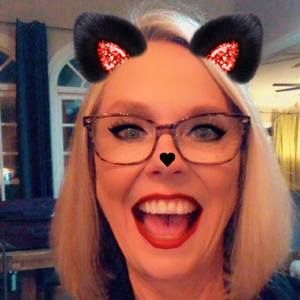 Meet your Posher, Dinah